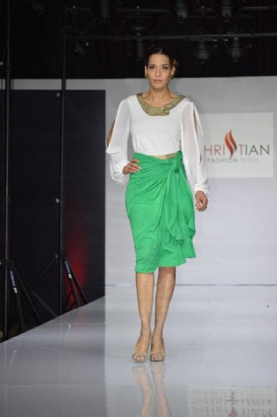 MayraDress2.jpg () MayraDress2.jpg ():